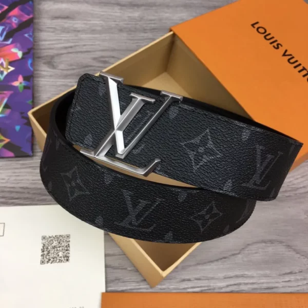 Louis Vuitton belt