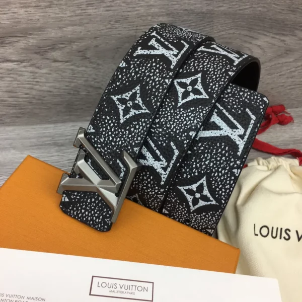 Louis Vuitton belt