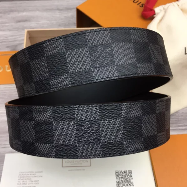 Louis Vuitton belt