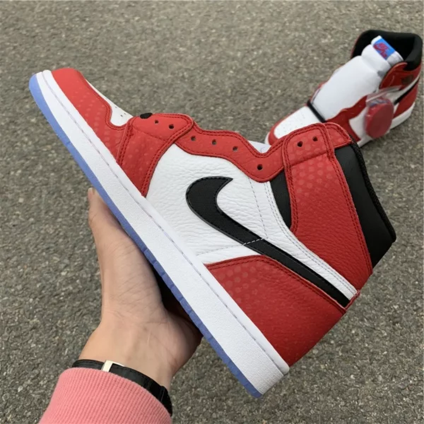 Air Jordan 1 Retro High OG Chicago Crystal - 2019-01-04 - Replica shoes