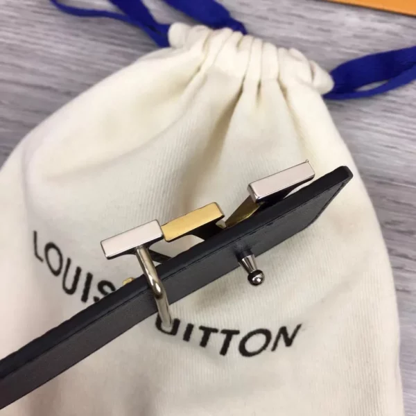 Louis Vuitton belt