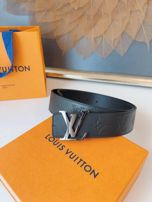 Louis Vuitton belt