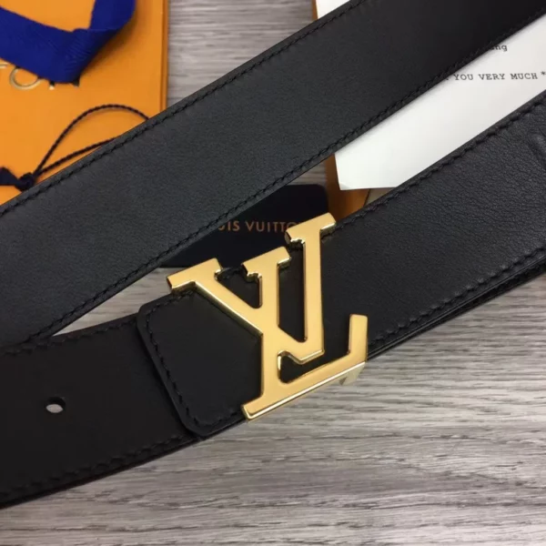 Louis Vuitton belt