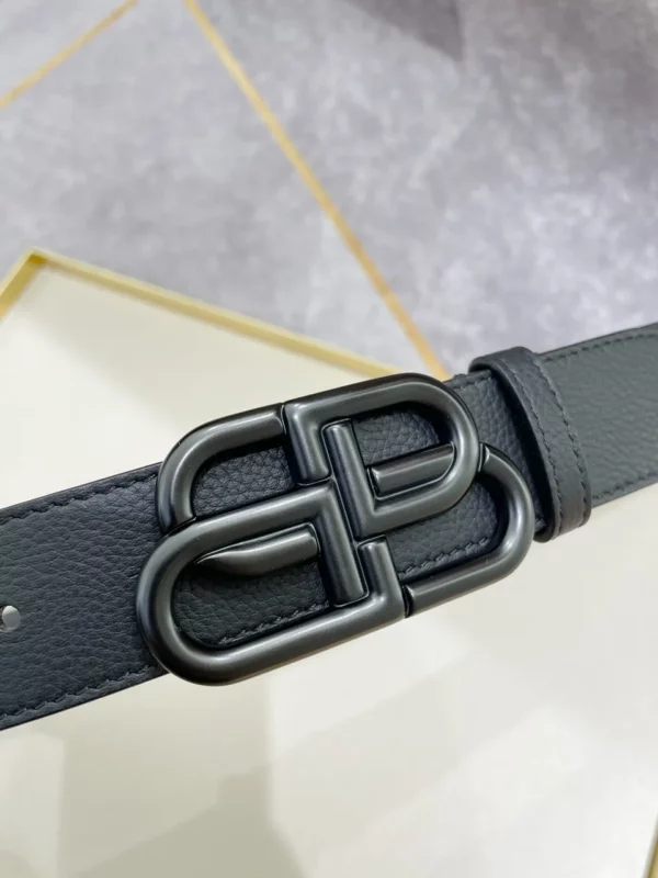 Balenciaga belt