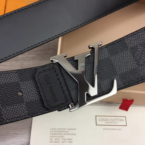 Louis Vuitton belt