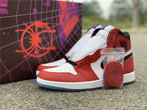 Air Jordan 1 Retro High OG Chicago Crystal - 2019-01-13 - Replica shoes