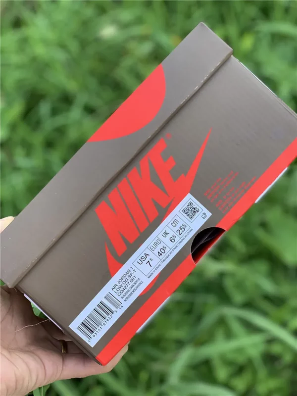 Travis Scott x Air Jordan 1 High OG - 2019-07-28 - Replica shoes