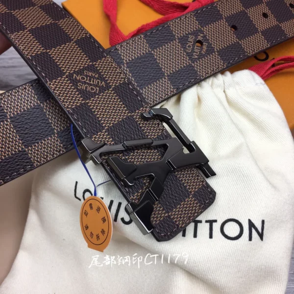 Louis Vuitton belt