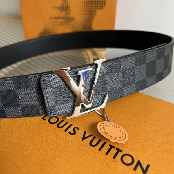 Louis Vuitton belt