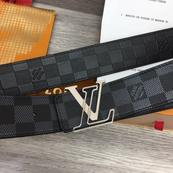 Louis Vuitton belt