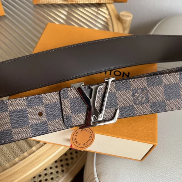 Louis Vuitton belt