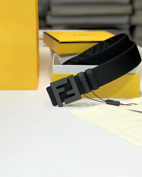 Fendi belt