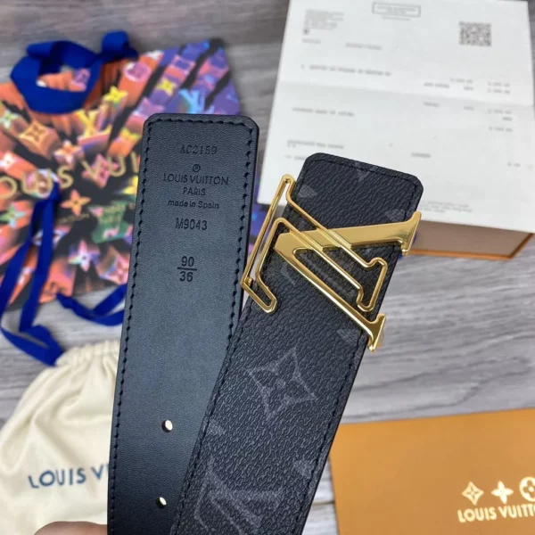 Louis Vuitton belt