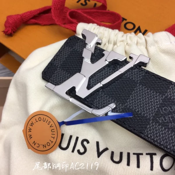 Louis Vuitton belt