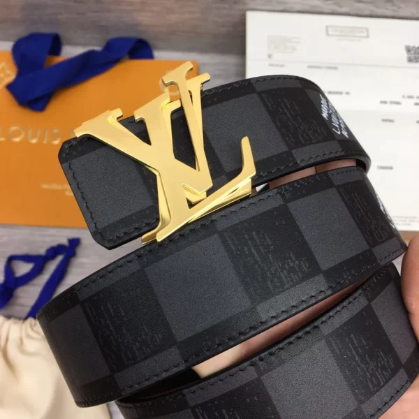 Louis Vuitton belt