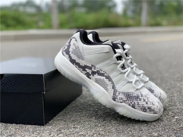 Air Jordan 11 Low SE Snakeskin - 2019-06-16 - Replica shoes