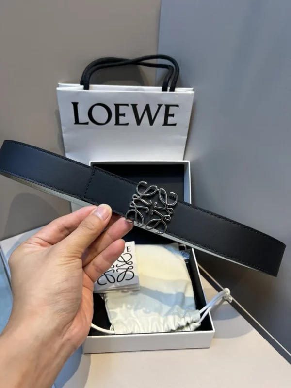 Loewe belt