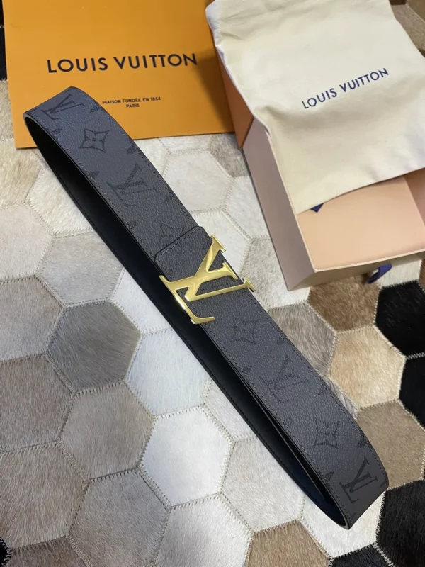 Louis Vuitton belt