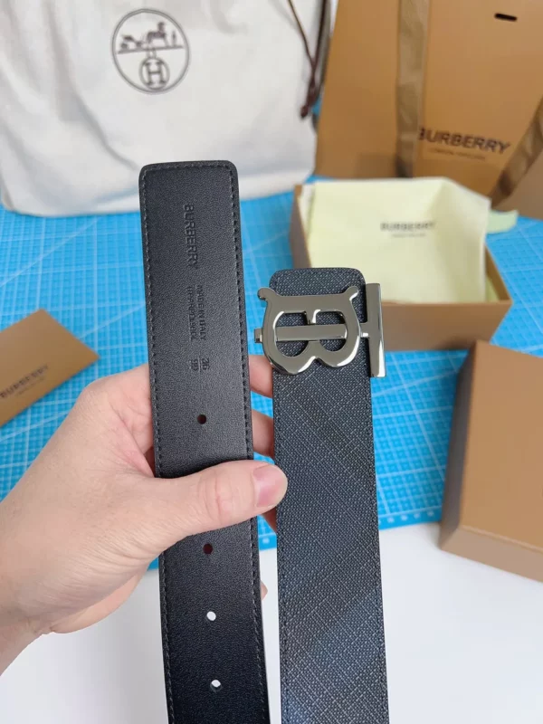 Burberry belt