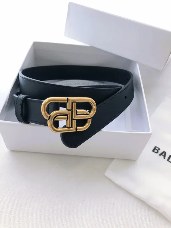 Balenciaga belt