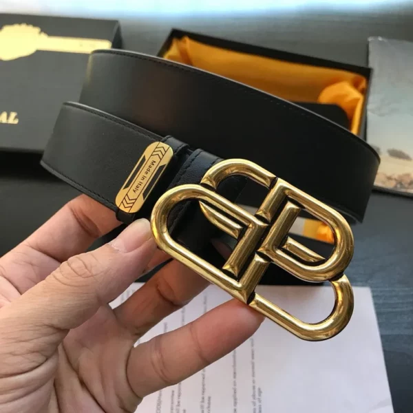 Balenciaga belt