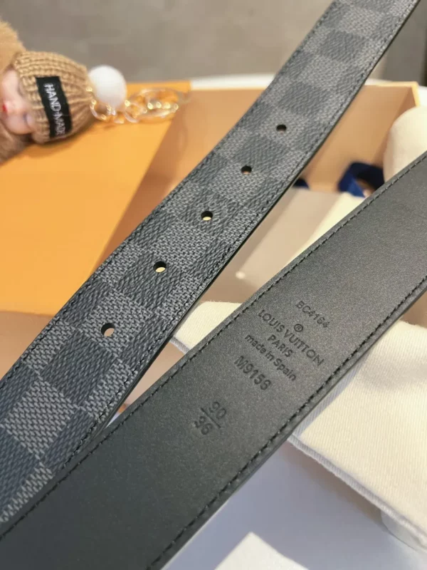 Louis Vuitton belt