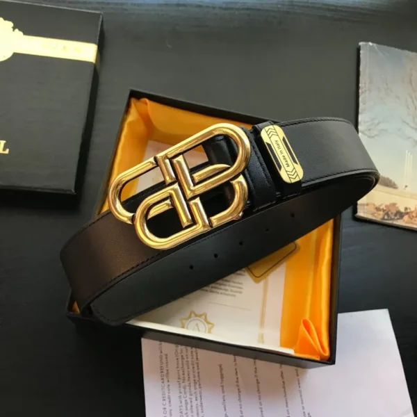 Balenciaga belt