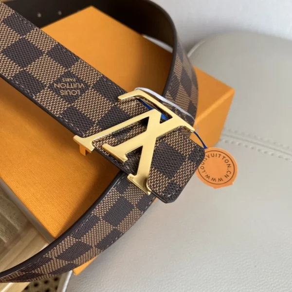 Louis Vuitton belt