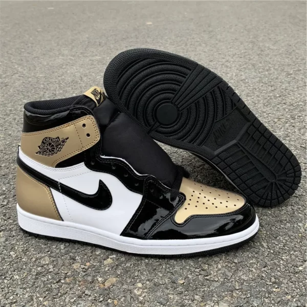 Air Jordan 1 Gold Toe - 2018-11-06 - Replica shoes