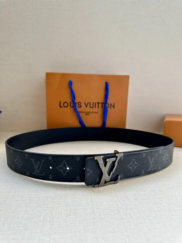 Louis Vuitton belt