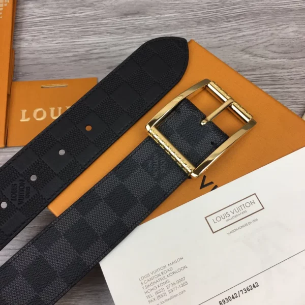 Louis Vuitton belt