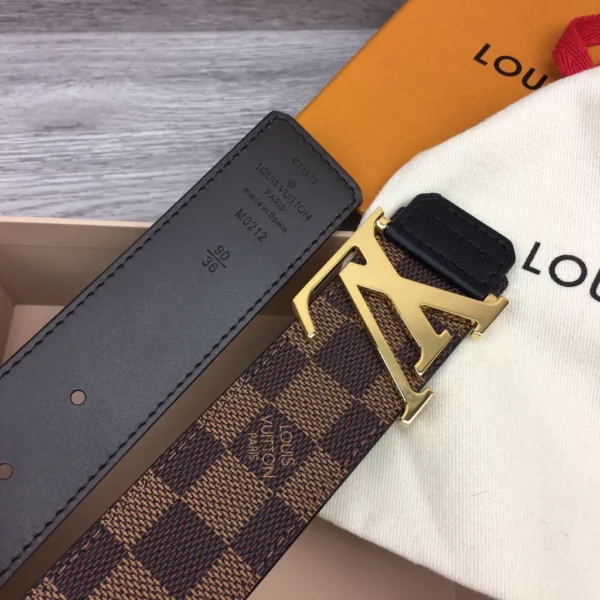 Louis Vuitton belt