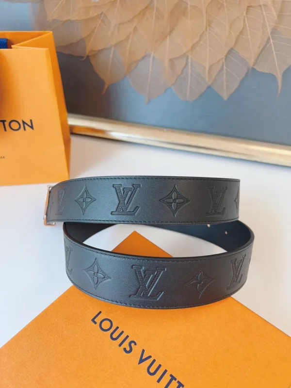 Louis Vuitton belt