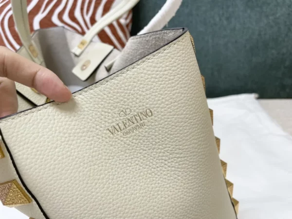 Valentino bag - rep bags