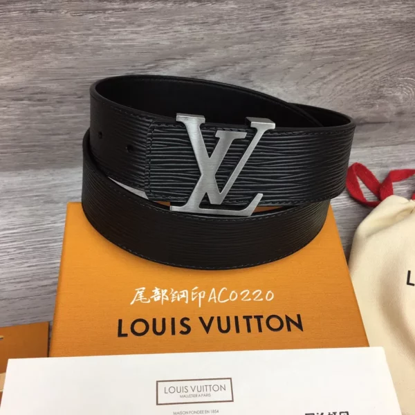 Louis Vuitton belt