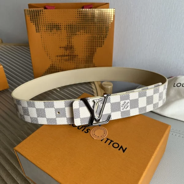 Louis Vuitton belt