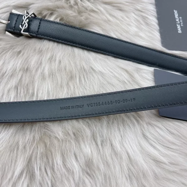 Saint Laurent belt