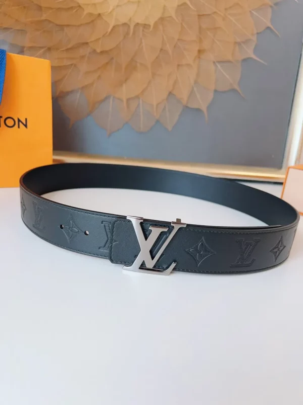 Louis Vuitton belt