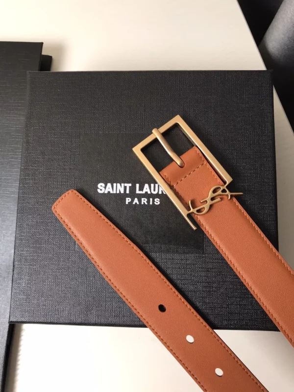 Saint Laurent belt