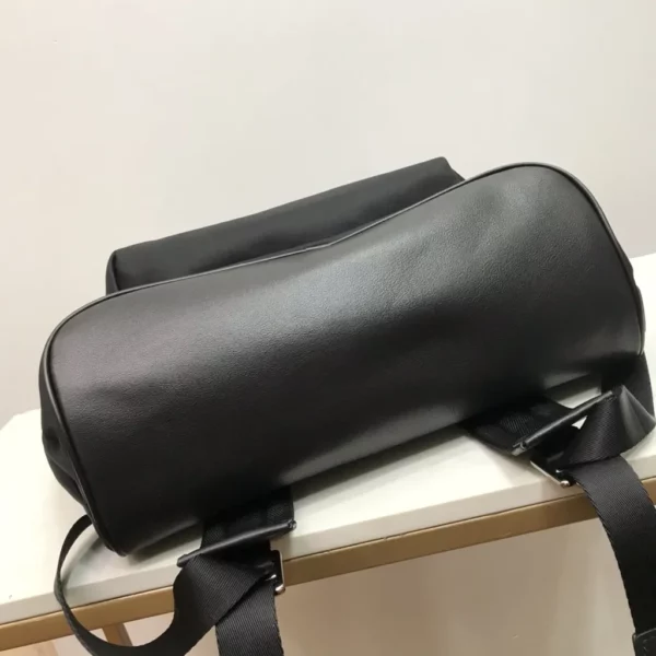 Burberry bag - rep bags