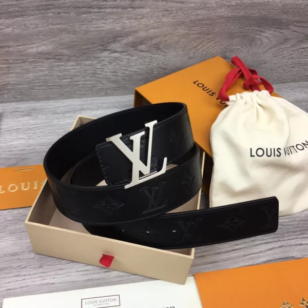 Louis Vuitton belt