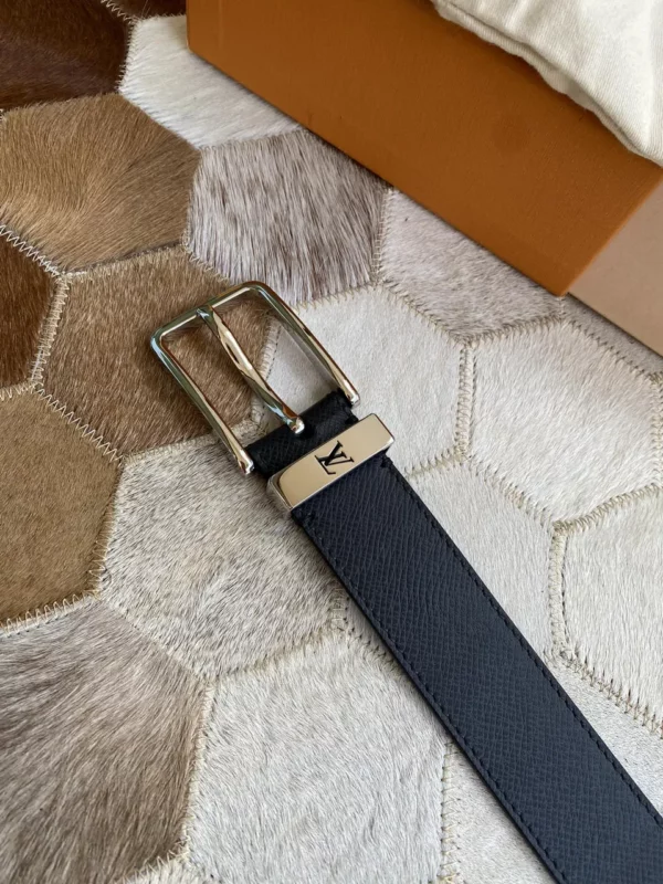 Louis Vuitton belt