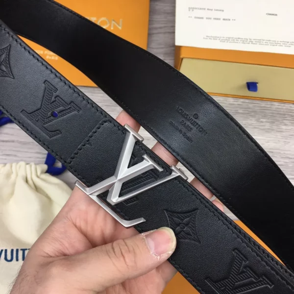 Louis Vuitton belt