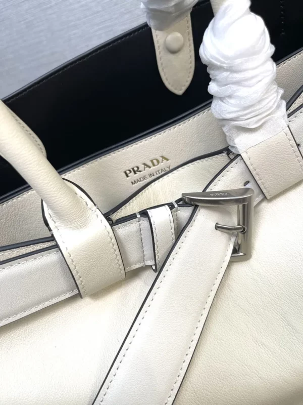 Prada bag - rep bags