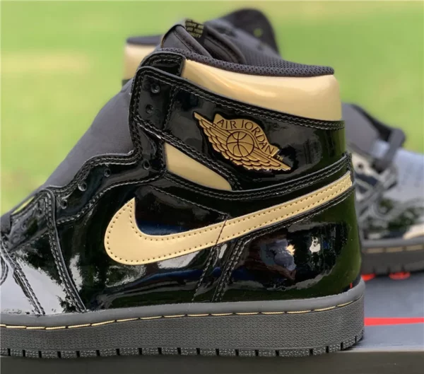 Air Jordan 1 High OG BlackMetallic Gold - Replica shoes