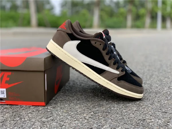 Travis Scott x Air Jordan 1 High OG - 2019-07-28 - Replica shoes