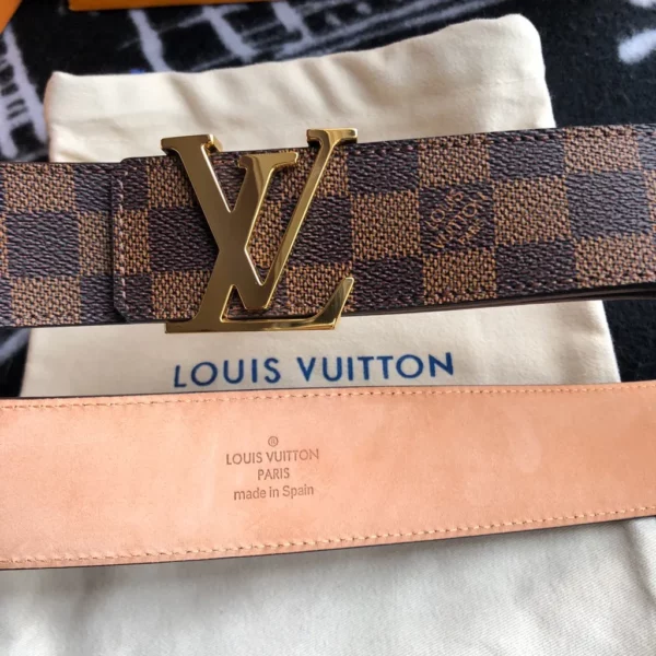 Louis Vuitton belt