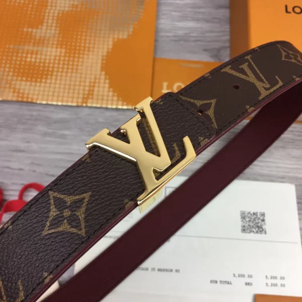 Louis Vuitton belt