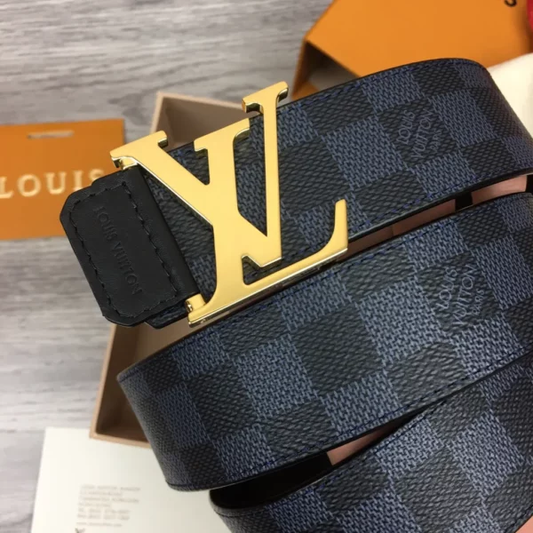 Louis Vuitton belt