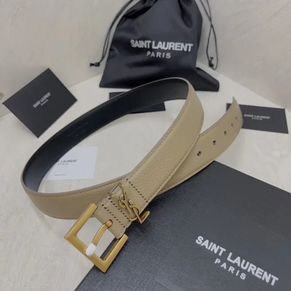 Saint Laurent belt